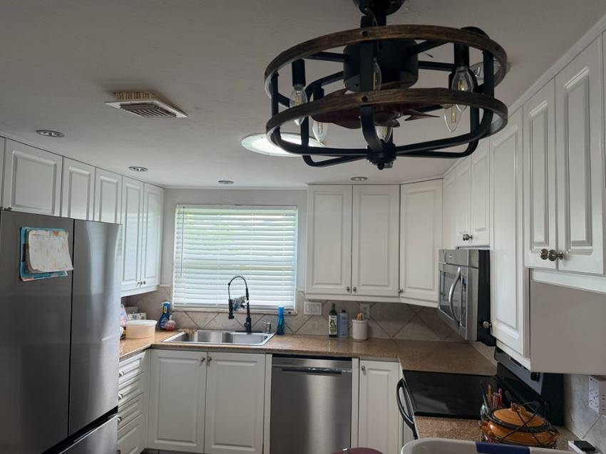 1917 Madera Drive a North Fort Myers, FL Mobile or Manufactured Home for Sale